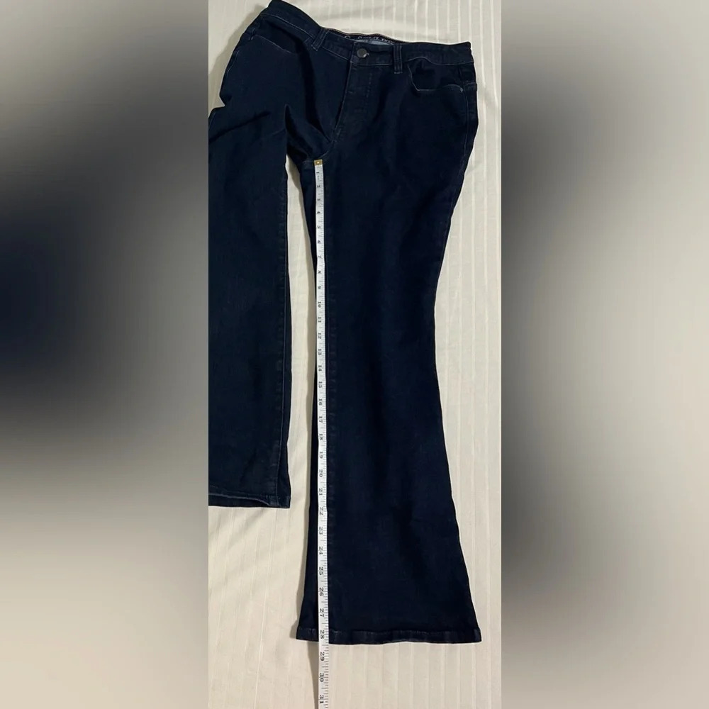 G by Giuliana G-Sculpt 405 bootcut denim jeans.  Size 12P. L1 - Picture 11 of 12